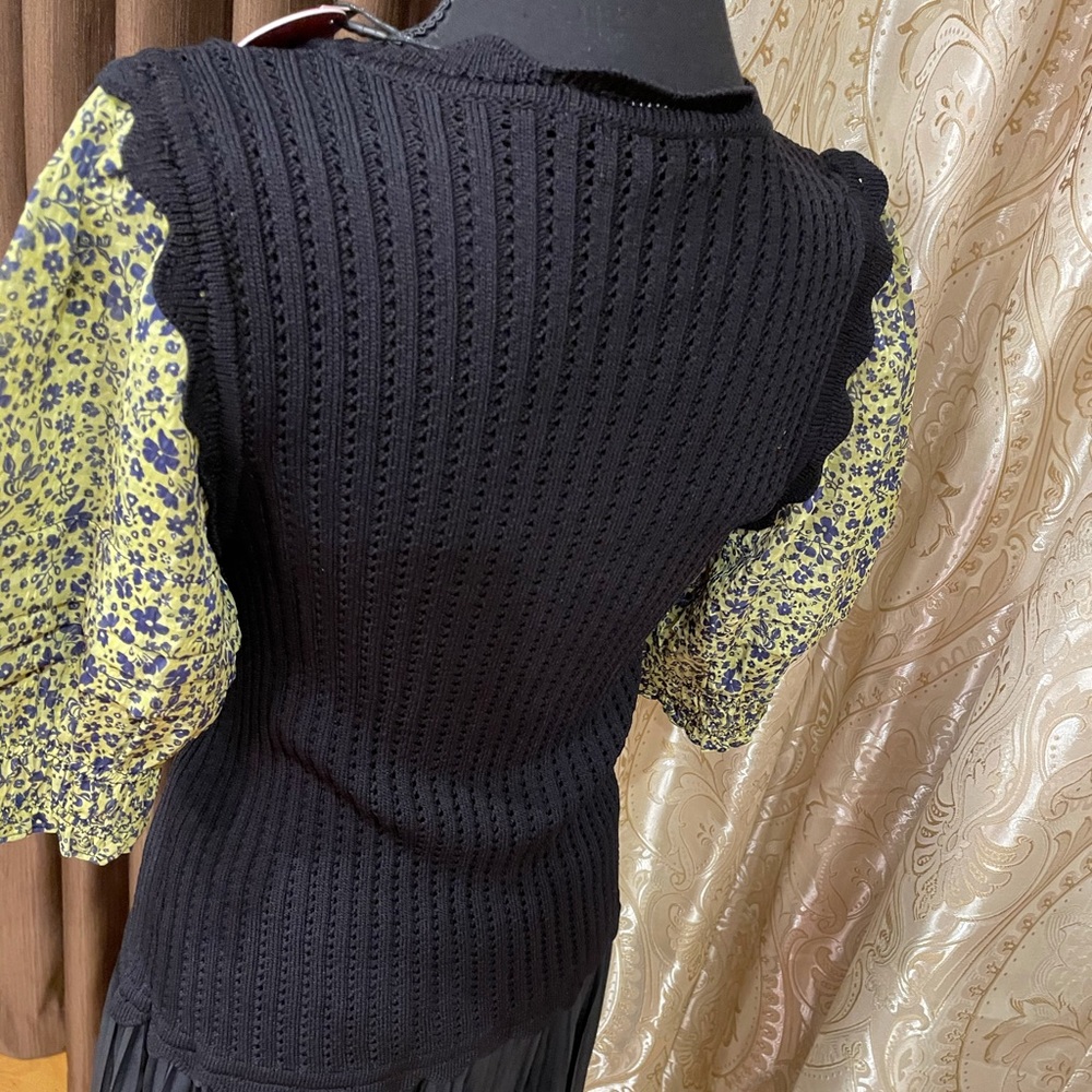 Blouse - Picture 8 of 16